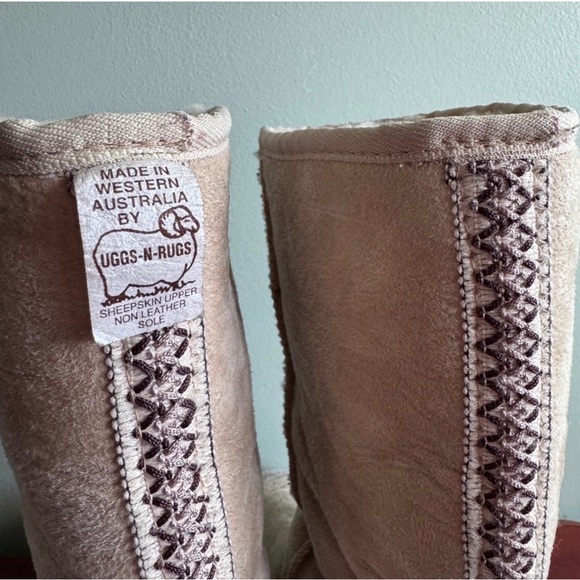 UGG Women's Beige Suede Winter Boots - Picture 3 of 8